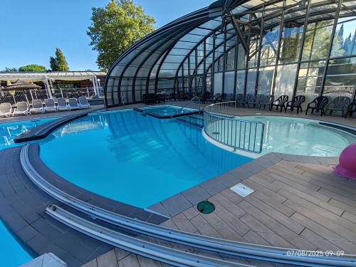 Consultez les conditions générales d’utilisation du site : accès, navigation, responsabilités, droits et obligations des utilisateurs.